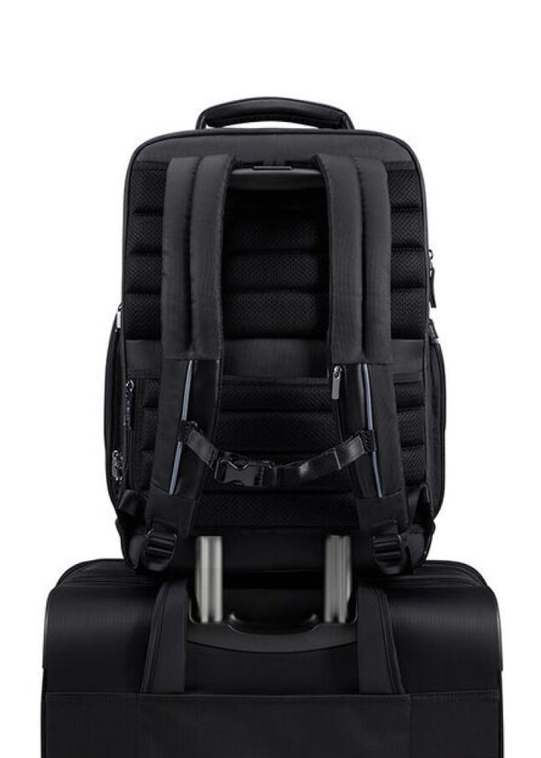 未使用級 Samsonite SPECTROLITE 3.0 ビジネスリュック Business bag SPECTROLITE 3.0-LPT BACKPACK 17.3